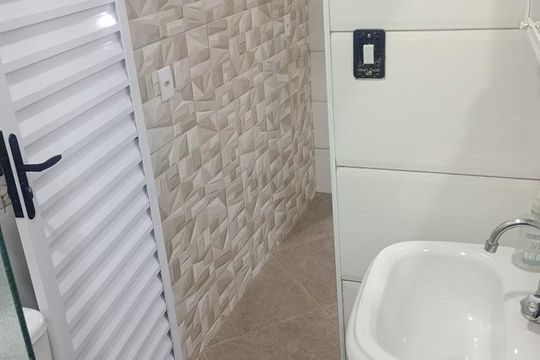 Banheiro de casa à venda com 2 quartos, 65m² em Parque Sao Luis, São Paulo