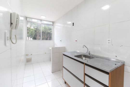 Cozinha de apartamento para alugar com 2 quartos, 48m² em Vila Chabilandia, São Paulo