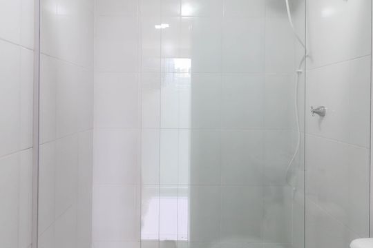 Banheiro de apartamento para alugar com 2 quartos, 48m² em Vila Chabilandia, São Paulo