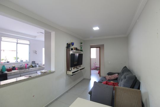 Sala de apartamento à venda com 2 quartos, 100m² em São Gotardo, Belo Horizonte