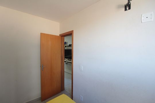 Quarto 1 de apartamento à venda com 2 quartos, 100m² em São Gotardo, Belo Horizonte