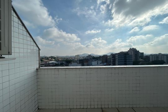 Vista da Suíte 2 de apartamento à venda com 4 quartos, 160m² em Vila Valqueire, Rio de Janeiro