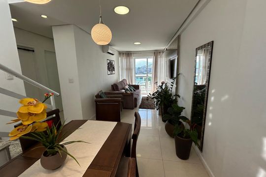Sala de apartamento à venda com 4 quartos, 160m² em Vila Valqueire, Rio de Janeiro