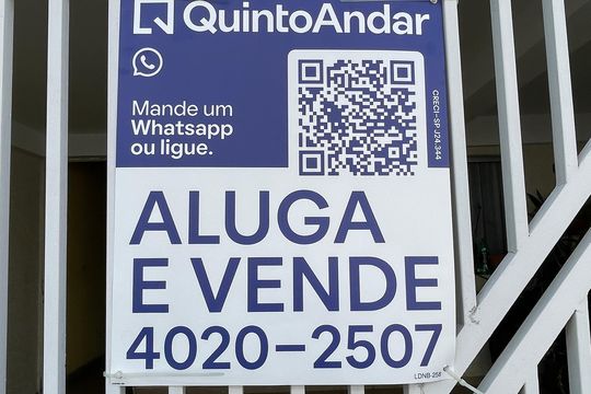 Placa de casa à venda com 3 quartos, 150m² em Itaquera, São Paulo