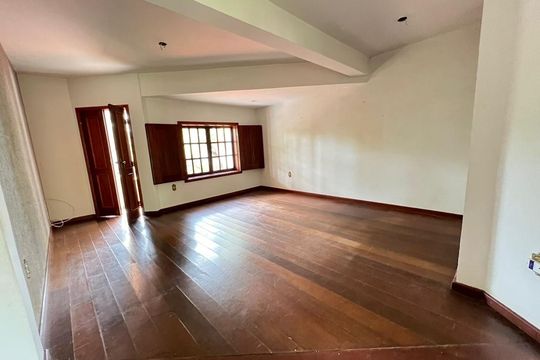 Casa de Condomínio para alugar com 3 quartos, 2000m² em Residencial Sul, Nova Lima