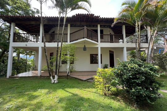 Casa de Condomínio para alugar com 3 quartos, 2000m² em Residencial Sul, Nova Lima