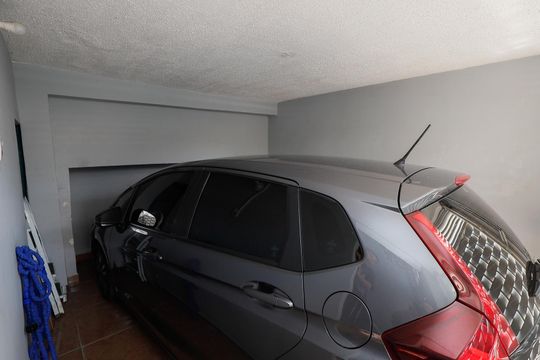 Garagem de casa à venda com 4 quartos, 250m² em Vila Isolina Mazzei, São Paulo