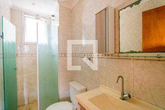 Banheiro de apartamento à venda com 3 quartos, 68m² em Jardim do Estádio, Santo André