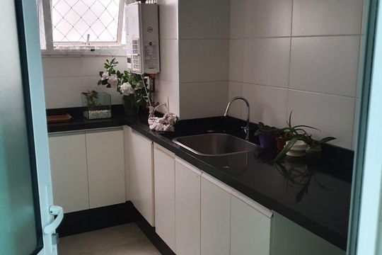 Apartamento à venda com 2 quartos, 79m² em Empresarial 18 do Forte, Barueri