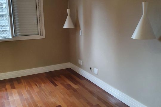 Apartamento à venda com 2 quartos, 79m² em Empresarial 18 do Forte, Barueri