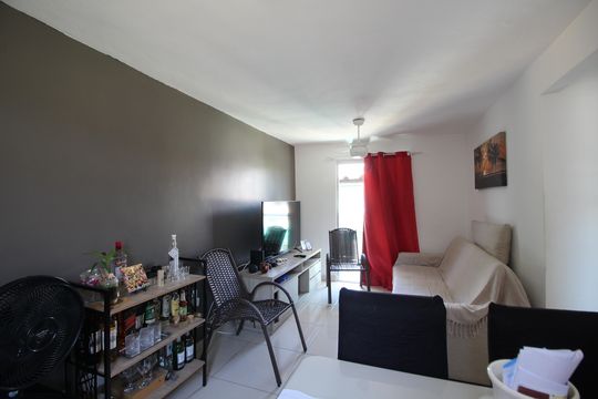 Sala de apartamento à venda com 2 quartos, 52m² em Taquara, Rio de Janeiro
