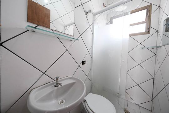 Casa à venda com 5 quartos, 135m² em Vila Nhocuné, São Paulo