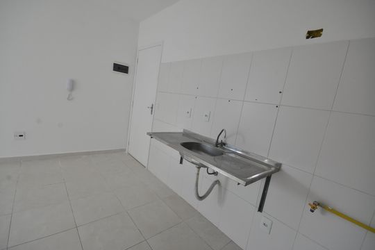 Cozinha de apartamento à venda com 1 quarto, 36m² em Vila Mazzei, São Paulo