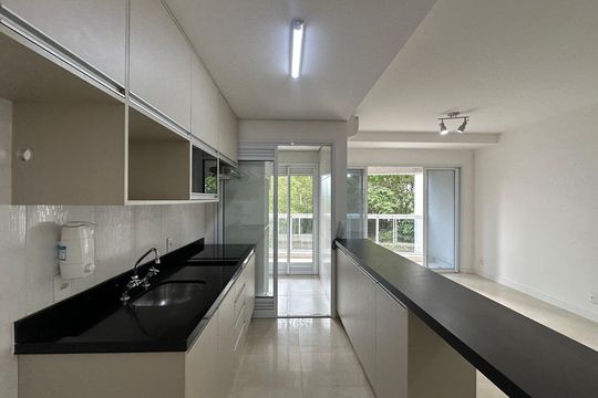Cozinha de apartamento à venda com 2 quartos, 70m² em Melville Empresarial Ii, Barueri