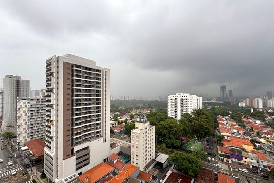 Vista de kitnet/studio para alugar com 1 quarto, 24m² em Santo Amaro, São Paulo