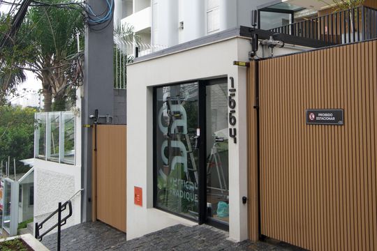 Fachada de apartamento para alugar com 1 quarto, 60m² em Pinheiros, São Paulo