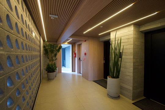 Hall de entrada de apartamento para alugar com 1 quarto, 60m² em Pinheiros, São Paulo