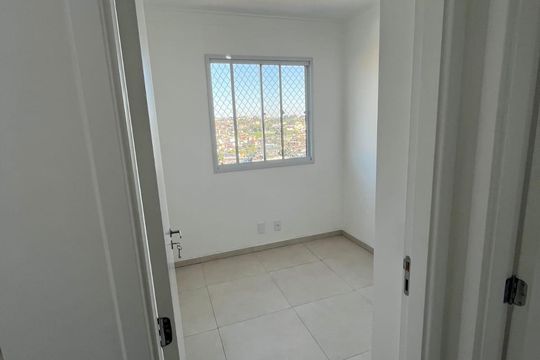Quarto de apartamento para alugar com 2 quartos, 38m² em Cidade Satelite Santa Barbara, São Paulo
