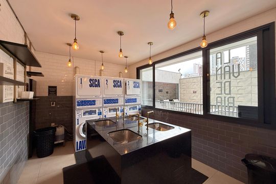 Lavanderia  de kitnet/studio para alugar com 1 quarto, 22m² em Jardim das Acacias, São Paulo