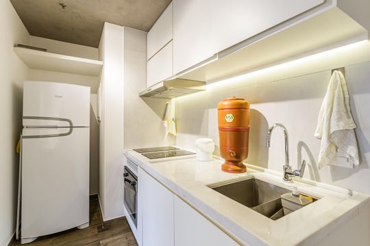 Cozinha de apartamento à venda com 1 quarto, 39m² em Indianópolis, São Paulo
