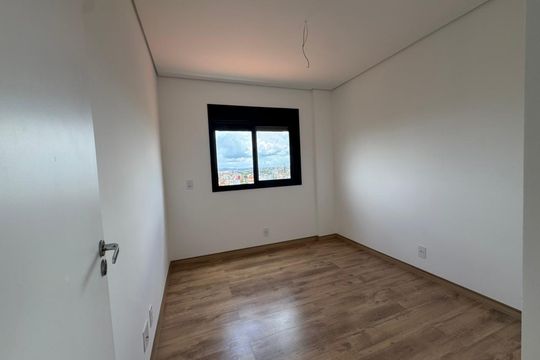 Apartamento à venda com 3 quartos, 140m² em Santa Rosa, Belo Horizonte