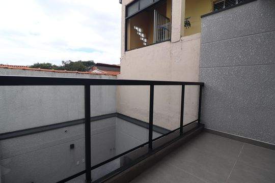 Varanda Quarto 2 suíte de casa à venda com 3 quartos, 156m² em Vila Camilópolis, Santo André