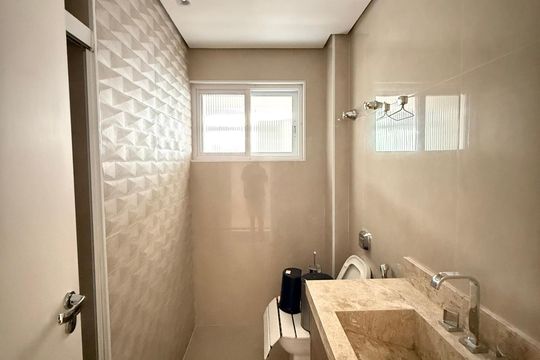 Banheiro da Suíte 2 de apartamento para alugar com 3 quartos, 168m² em Consolação, São Paulo