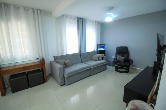 Casa à venda com 3 quartos, 114m² em Água Rasa, São Paulo