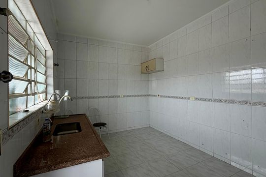 Casa à venda com 5 quartos, 130m² em Jardim Ivana, São Paulo