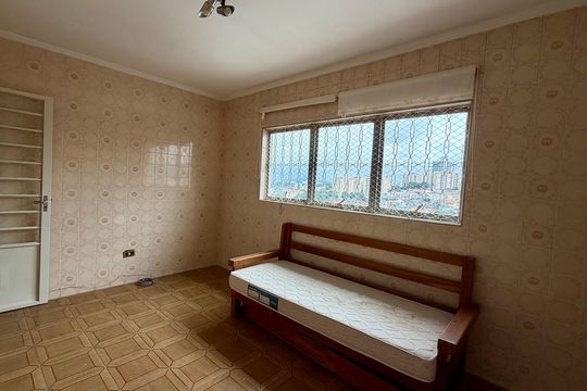 Casa à venda com 5 quartos, 130m² em Jardim Ivana, São Paulo