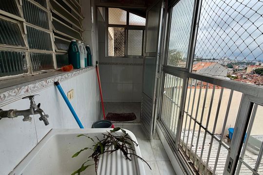 Casa à venda com 5 quartos, 130m² em Jardim Ivana, São Paulo