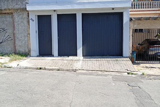 Fachada de casa à venda com 3 quartos, 200m² em Jardim Popular, São Paulo