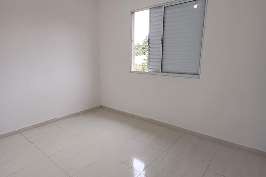 Quarto de apartamento para alugar com 2 quartos, 50m² em Núcleo do Engordador, São Paulo