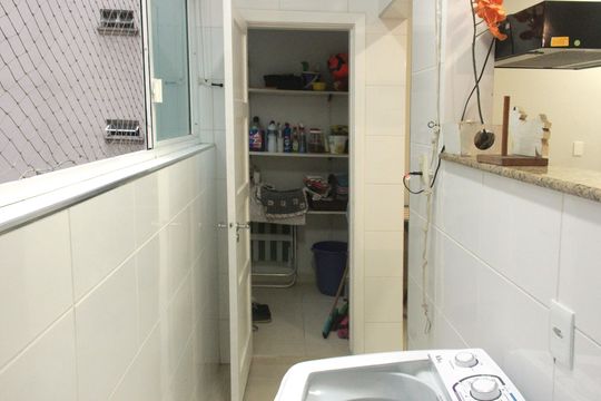 Área de Serviço de apartamento para alugar com 3 quartos, 120m² em Gonzaga, Santos