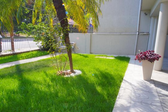 Entrada do prédio  de apartamento à venda com 2 quartos, 71m² em Praia de Belas, Porto Alegre