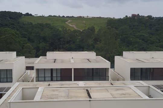 Vista de casa de condomínio para alugar com 2 quartos, 152m² em Residencial Onze (alphaville), Santana de Parnaíba