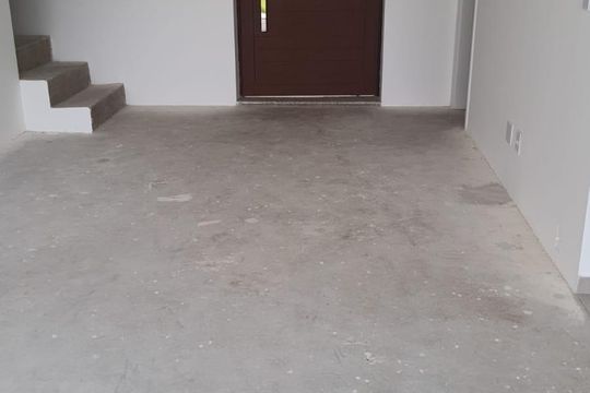 Sala  de casa de condomínio à venda com 2 quartos, 152m² em Residencial Onze (alphaville), Santana de Parnaíba
