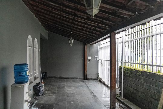 Garagem de casa à venda com 3 quartos, 300m² em Alto Barroca, Belo Horizonte