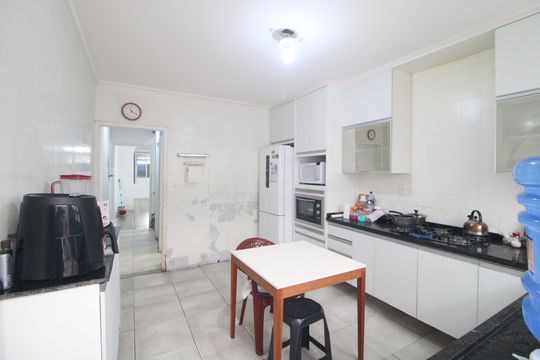 Cozinha de casa à venda com 3 quartos, 125m² em Jardim Luanda, São Paulo