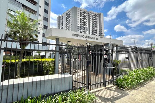 Fachada de apartamento à venda com 2 quartos, 60m² em Vila Paulista, São Paulo