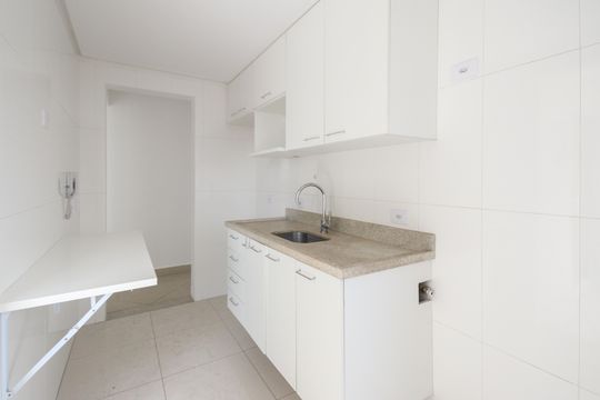 Cozinha de apartamento para alugar com 2 quartos, 58m² em Vila Guilherme, São Paulo