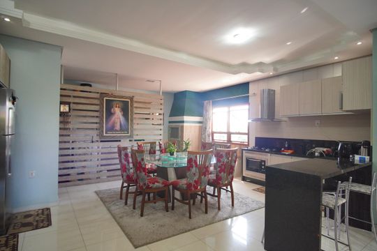 Cozinha de casa para alugar com 3 quartos, 400m² em Scharlau, São Leopoldo