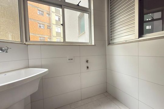 Apartamento à venda com 4 quartos, 105m² em Buritis, Belo Horizonte
