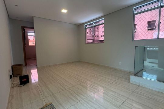 Apartamento à venda com 4 quartos, 150m² em Fernão Dias, Belo Horizonte