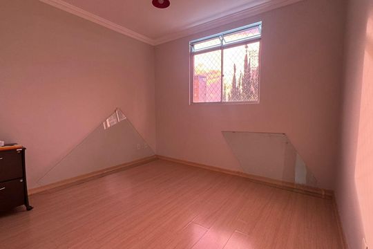 Apartamento à venda com 4 quartos, 150m² em Fernão Dias, Belo Horizonte