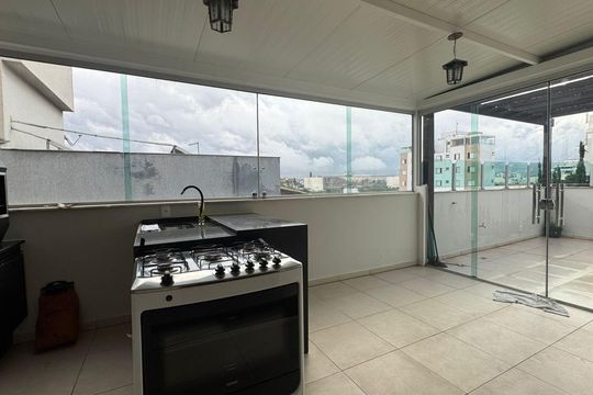 Apartamento à venda com 4 quartos, 150m² em Fernão Dias, Belo Horizonte