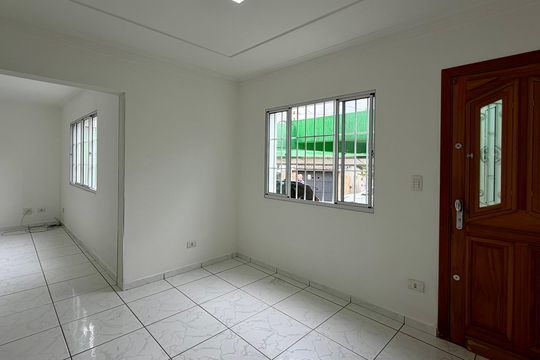 Casa à venda com 3 quartos, 250m² em Jaguaré, São Paulo