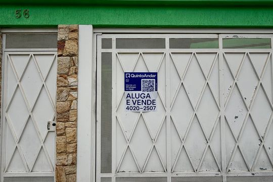 Placa  de casa à venda com 3 quartos, 250m² em Jaguaré, São Paulo