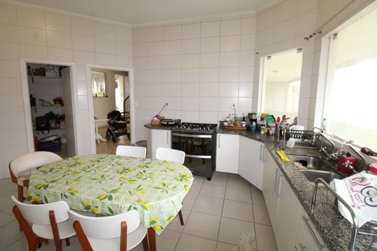 Cozinha de casa de condomínio para alugar com 4 quartos, 405m² em Urbanova, São José dos Campos