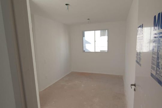 Sala de apartamento à venda com 2 quartos, 57m² em Jardim Monte Alegre, São Paulo